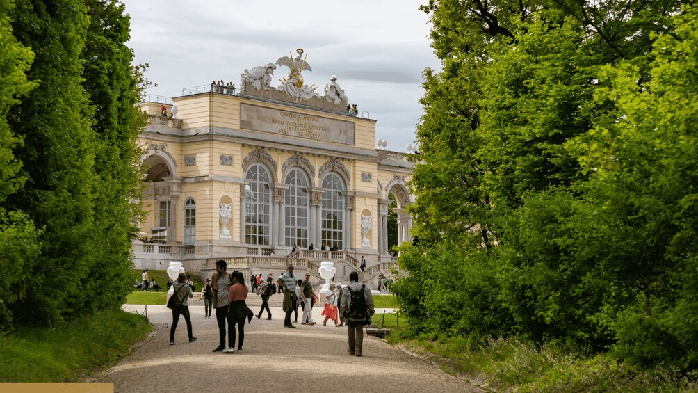 Picture 4 for Activity Private Schönbrunn Palace Tour: Entrance included