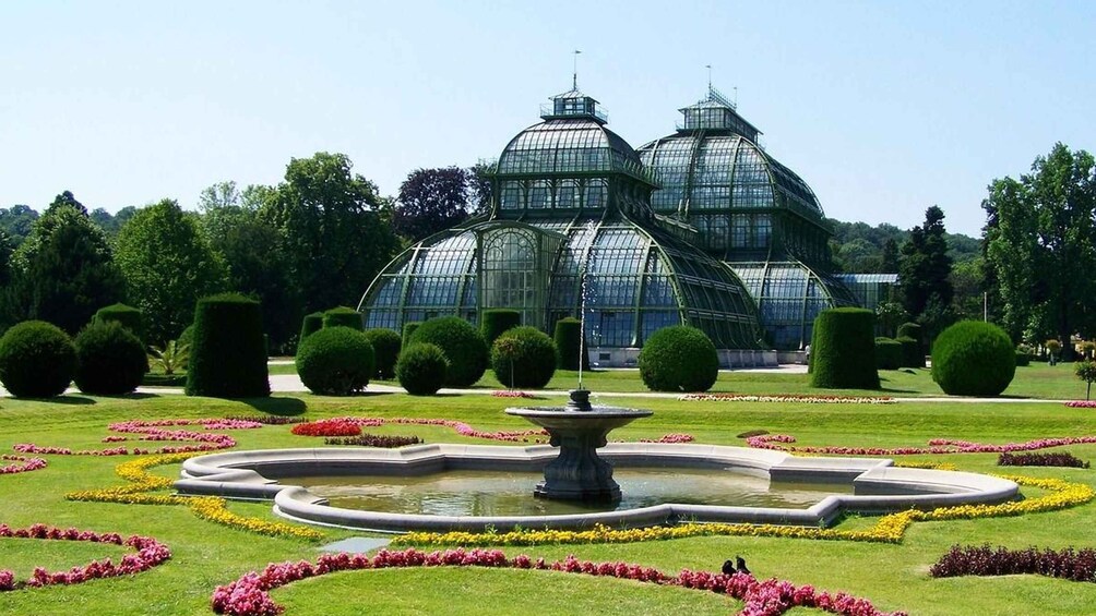 Picture 3 for Activity Private Schönbrunn Palace Tour: Entrance included