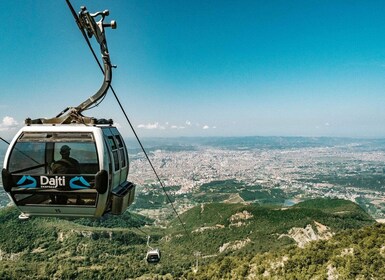 Tirana: Excursión de medio día a la montaña Dajti con billete para el telef...