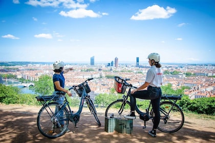 Lyon : 2 hills electric bike tour