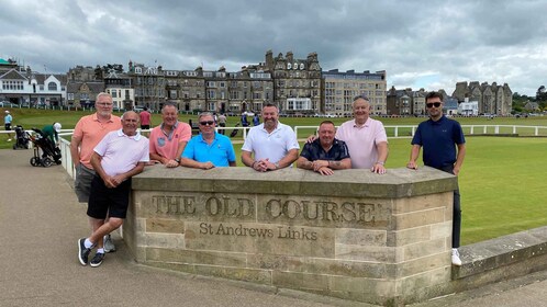 St Andrews : L'histoire du vieux parcours excursion - 80s Pro Caddie Guide