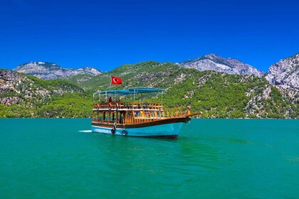 La ville de Side : Excursion en bateau sur le lac vert et safari en bus ave...