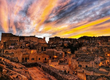 Matera: Walking tour with entries in Cave House and Church