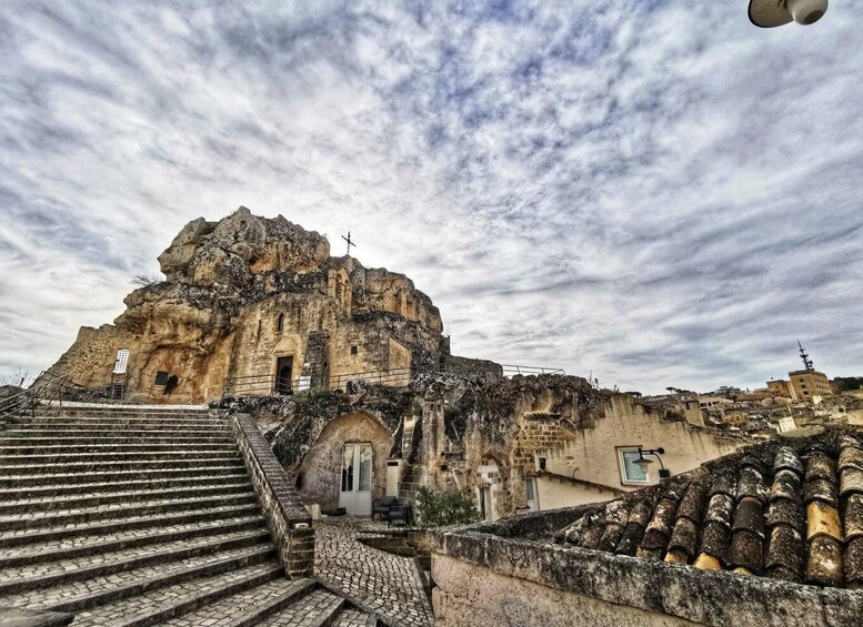 Picture 2 for Activity Matera: Walking tour with entries in Cave House and Church