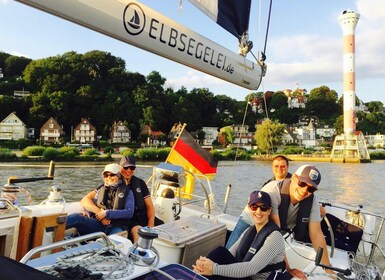 Véritable voyage à la voile « jusqu'aux portes de Hambourg », de/à Wedel