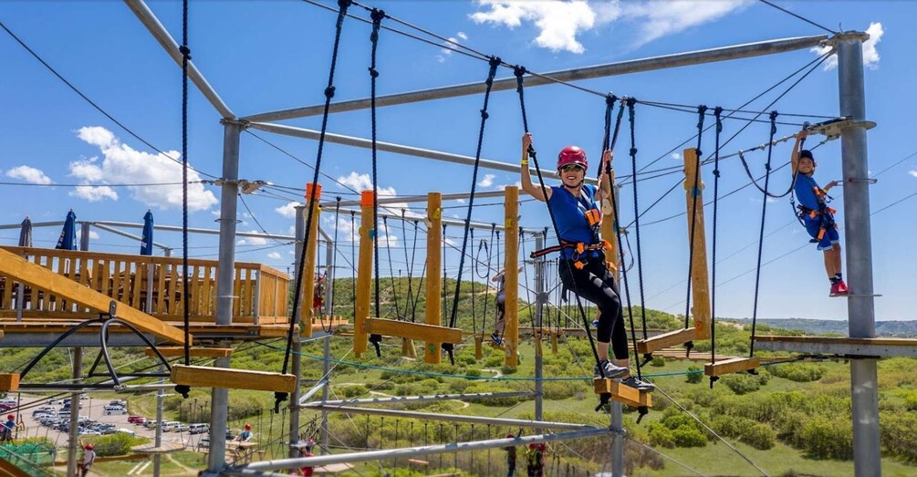 Picture 1 for Activity Castle Rock: The EDGE Epic Sky Trek