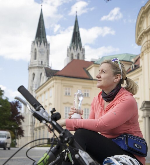 Picture 4 for Activity Vienna: Wine Tasting E-Bike Tour