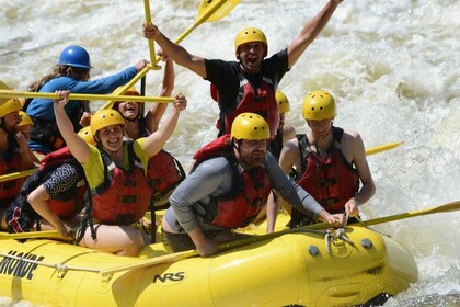 Mont-Tremblant: Half-Day White Water Rafting