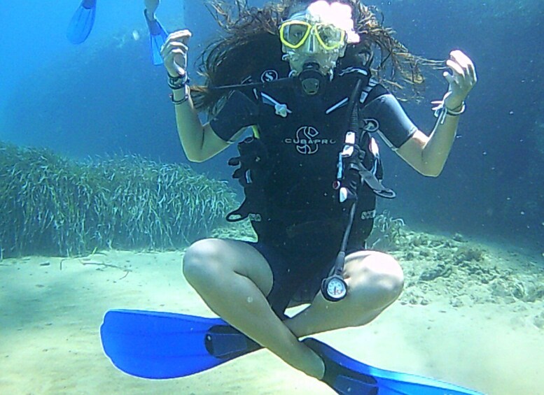 Picture 11 for Activity Mykonos: Scuba Diving Mini Program for Beginners