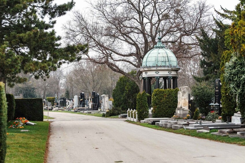 Picture 10 for Activity Vienna Central Cemetery Walking Tour with Transfers