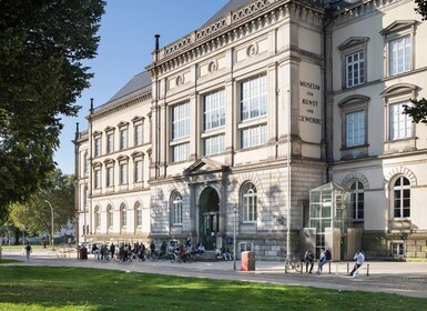 Hamburg: Museum für Kunst und Gewerbe Entrance Ticket