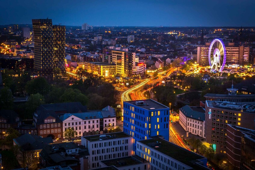 Picture 7 for Activity Hamburg at Night: Old Town & St Pauli Private Tour