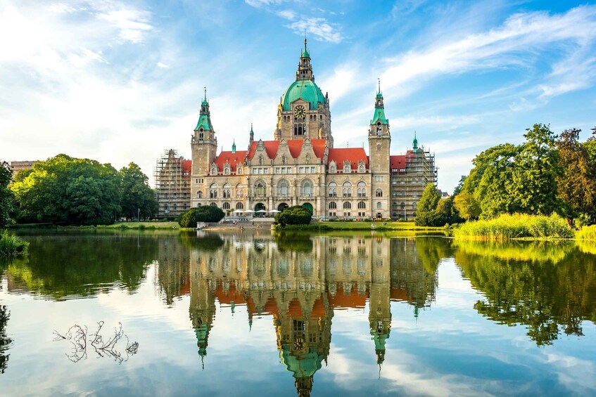 From Hamburg: Private Guided Day Trip to Hanover