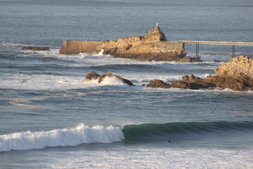 Picture 26 for Activity Biarritz : Cours de surf sur la côte Basque.