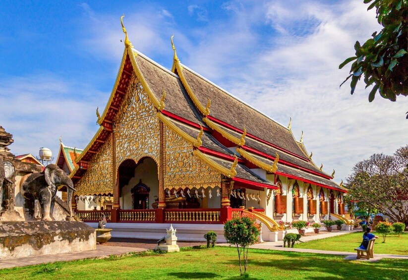 Picture 4 for Activity Chiang Mai: Ancient Temples Guided Spanish Tour