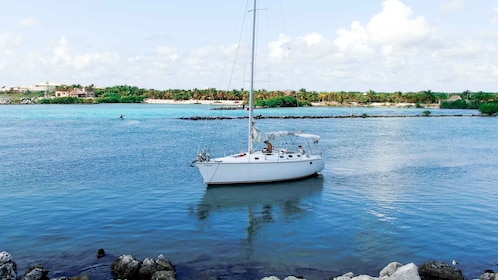 Puerto Aventuras: Private Sunset Sailing Tour