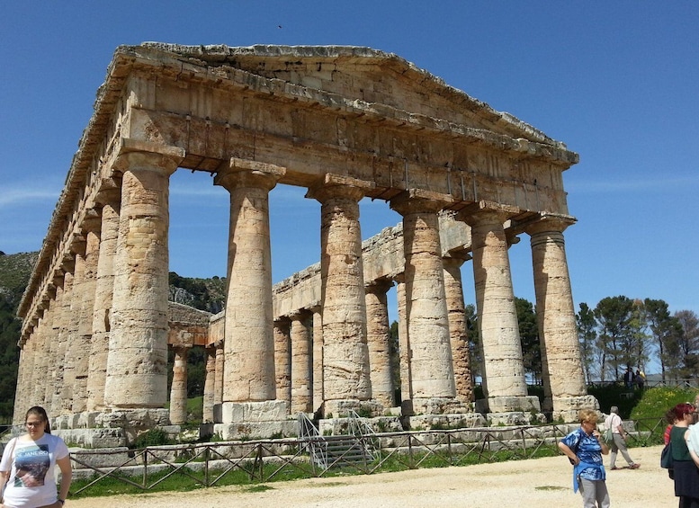 Segesta and Selinunte: Tour from Trapani