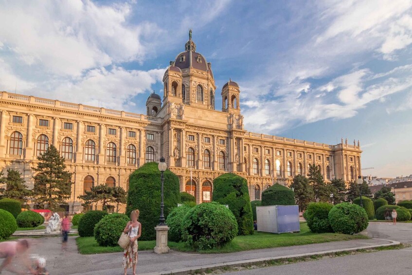 Picture 9 for Activity Skip-the-line Private Tour Kunsthistorisches Museum Vienna