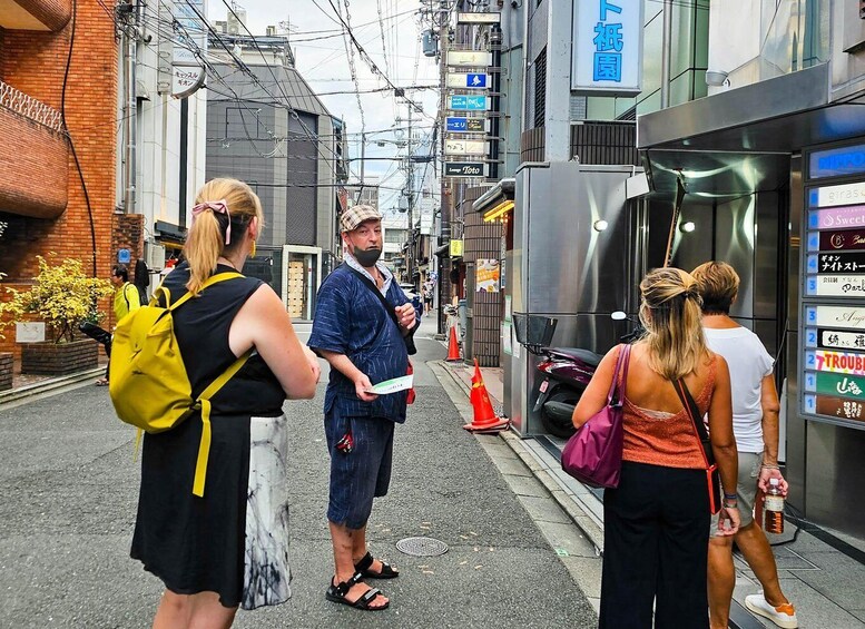 Picture 5 for Activity Kyoto: Gion District Guided Walking Tour at Night with Snack