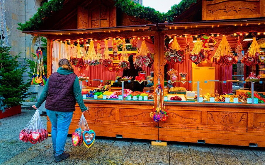 Picture 4 for Activity Vienna: Christmas Market Magic with a local