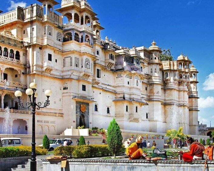 Picture 3 for Activity Udaipur: Private Guided Udaipur Sightseeing Tour