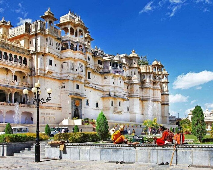 Picture 3 for Activity Udaipur: Private Guided Udaipur Sightseeing Tour