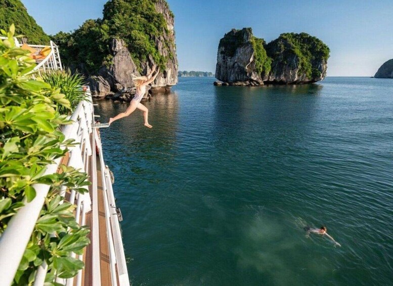 Picture 4 for Activity Hanoi: Day Trip Lan Ha Bay & Cat Ba Island on Luxury Cruise