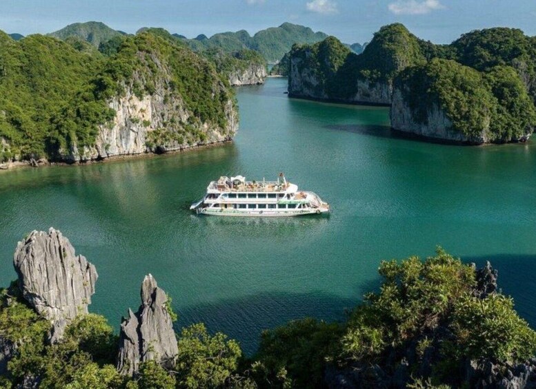 Picture 3 for Activity Cat Ba: Full-Day Lan Ha Bay & Cat Ba Island on Luxury Cruise