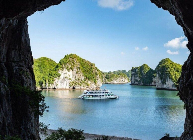 Picture 7 for Activity Hanoi: Day Trip Lan Ha Bay & Cat Ba Island on Luxury Cruise