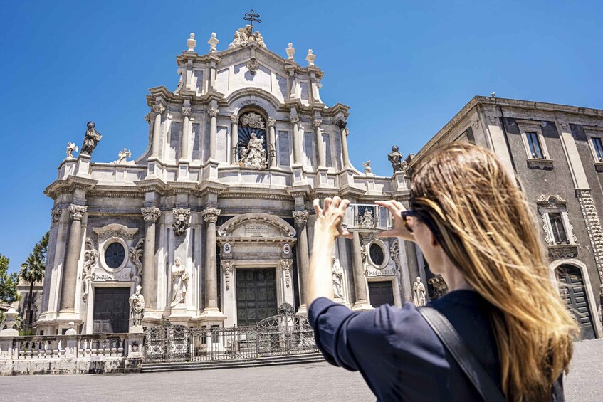 Catania: Private City Highlights Walking Tour