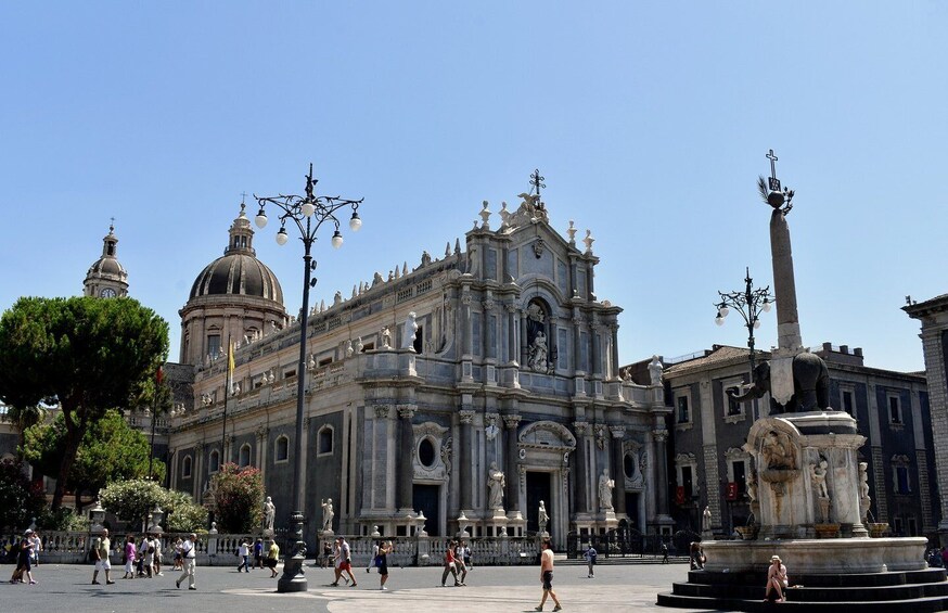 Picture 3 for Activity Catania: Private City Highlights Walking Tour