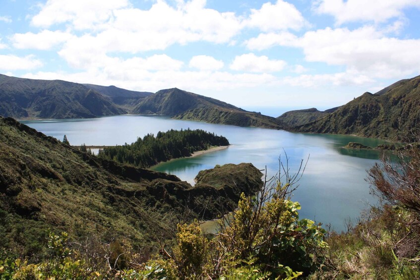 Picture 1 for Activity Adapted Van Tour - Sete Cidades/Lagoa do Fogo (Full day)