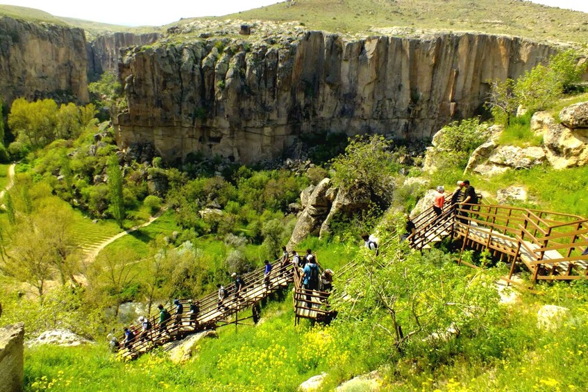 Cappadocia: Hiking & Undergroud City Tour