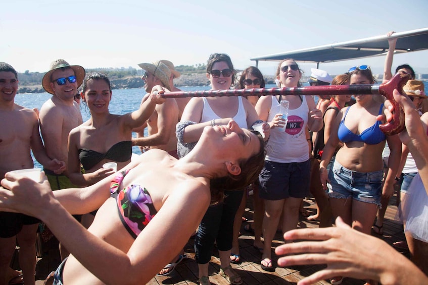 Picture 14 for Activity Salou: 2-Hour Boat Party with Drinks and Music