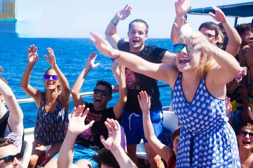 Picture 7 for Activity Salou: 2-Hour Boat Party with Drinks and Music
