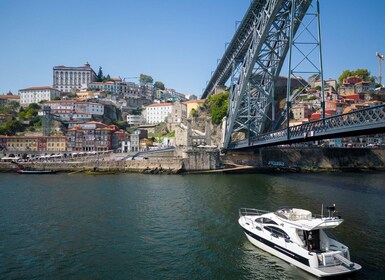 Porto - 6 Brücken Hafenwein-Flusskreuzfahrt mit 4 Verkostungen