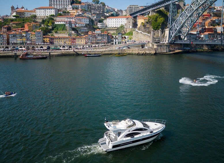 Picture 3 for Activity Porto: 6 Bridges Port Wine River Cruise with 4 Tastings