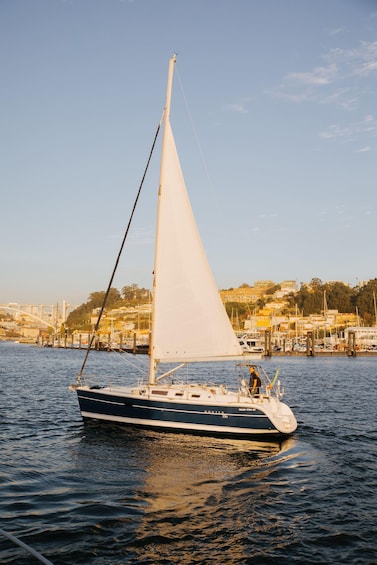 Porto: Shared Douro River Sunset Cruise with Welcome Drink