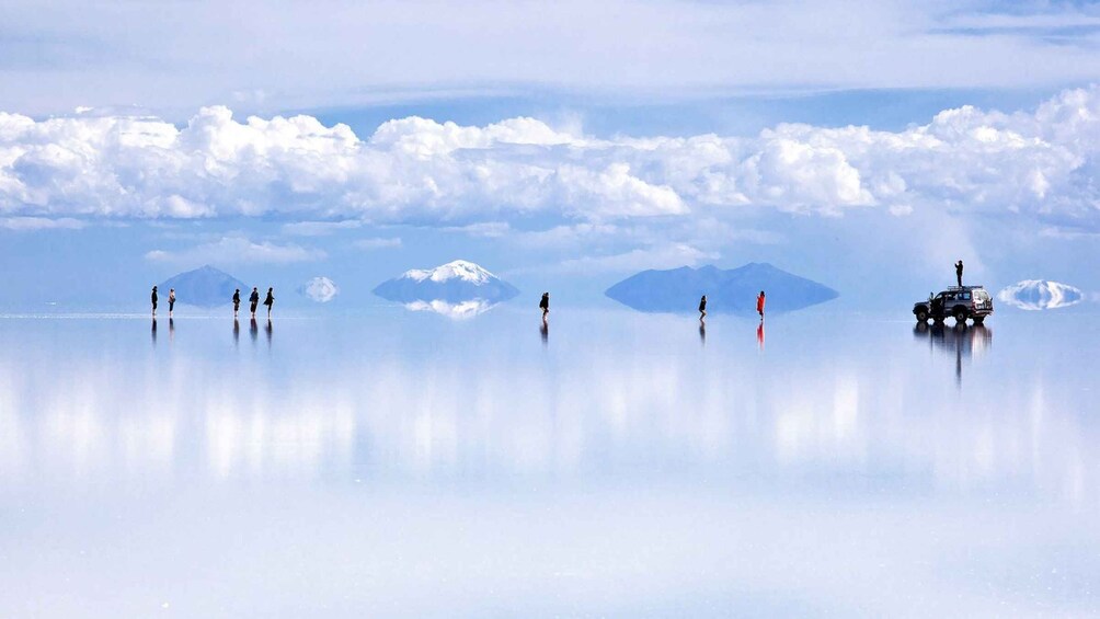 Picture 3 for Activity Uyuni Salt Flats and Red Lagoon 3-Days | English in Guide |