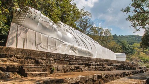 Mui Ne: Ta Cu Mountain Half A Day Tour with Local Guide