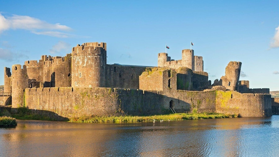 From Cardiff: Three Castles, Welsh Mountains & More Day Tour