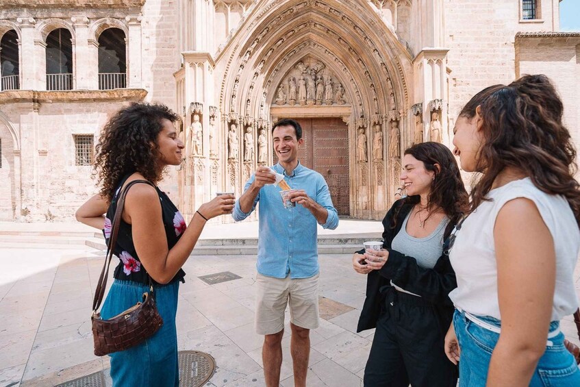 Picture 4 for Activity Valencia: Morning Food Tour with Central Market Visit