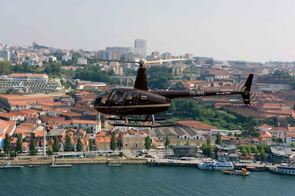 Recorrido en helicóptero por Porto Atlântico