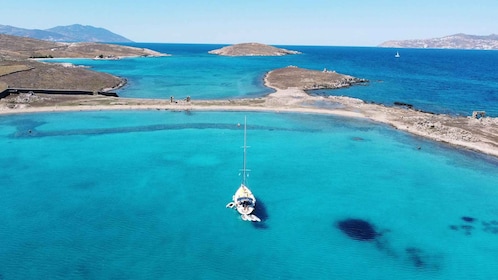 Mykonos: Rhenia Island Sunset Cruise with Unlimited Drinks