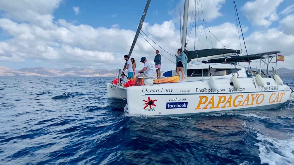 Picture 1 for Activity 4 hour Shared sailing to Papagayo Beaches (12people max)