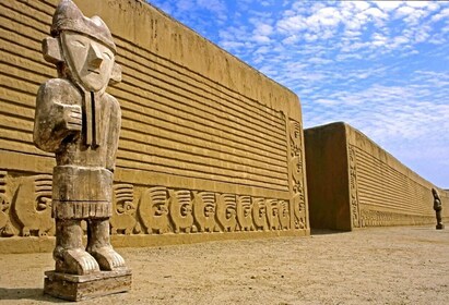 Trujillo: visite de la ville d'une journée avec visite à Chan Chan