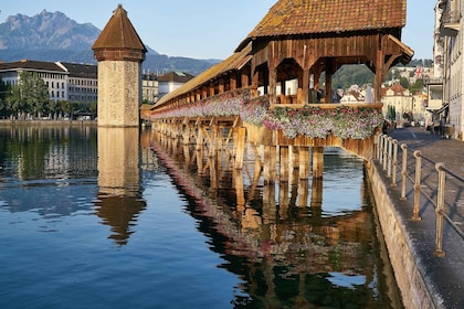 Lucerne - Old Town private walking Tour