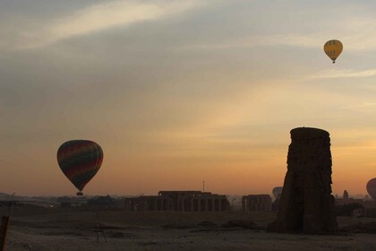 Luxor: paseo en globo privado con todo incluido en globo pequeño