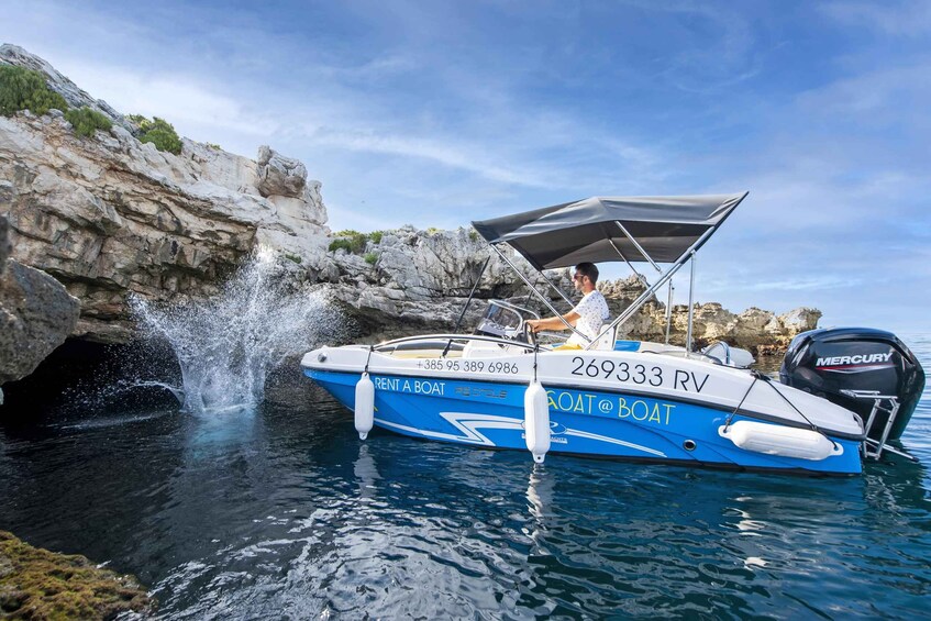 From Rovinj: Sea caves & sandy Levan island speedboat tour