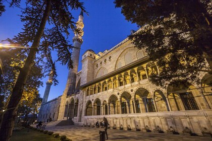 Istanbul: 4 Übernachtungen im Hotel mit Transfers und Touren